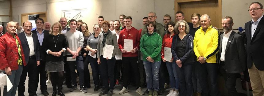 DER GÜNTER-BRANDEL-JUGEND-FÖRDERPREIS DER GÜNTER BRANDEL-STIFTUNG